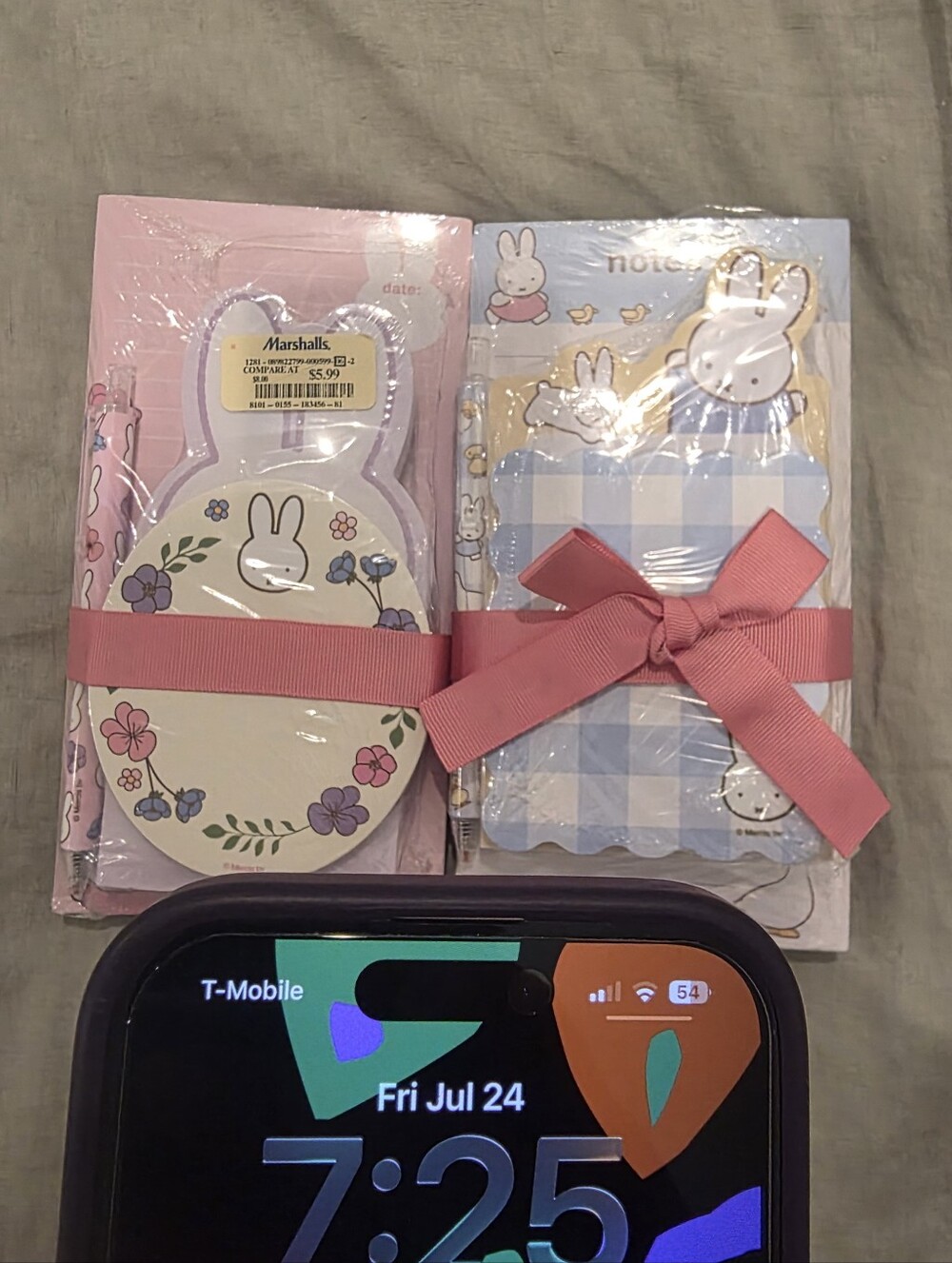 Miffy Notepad & Pen Set - Picture 2 of 2
